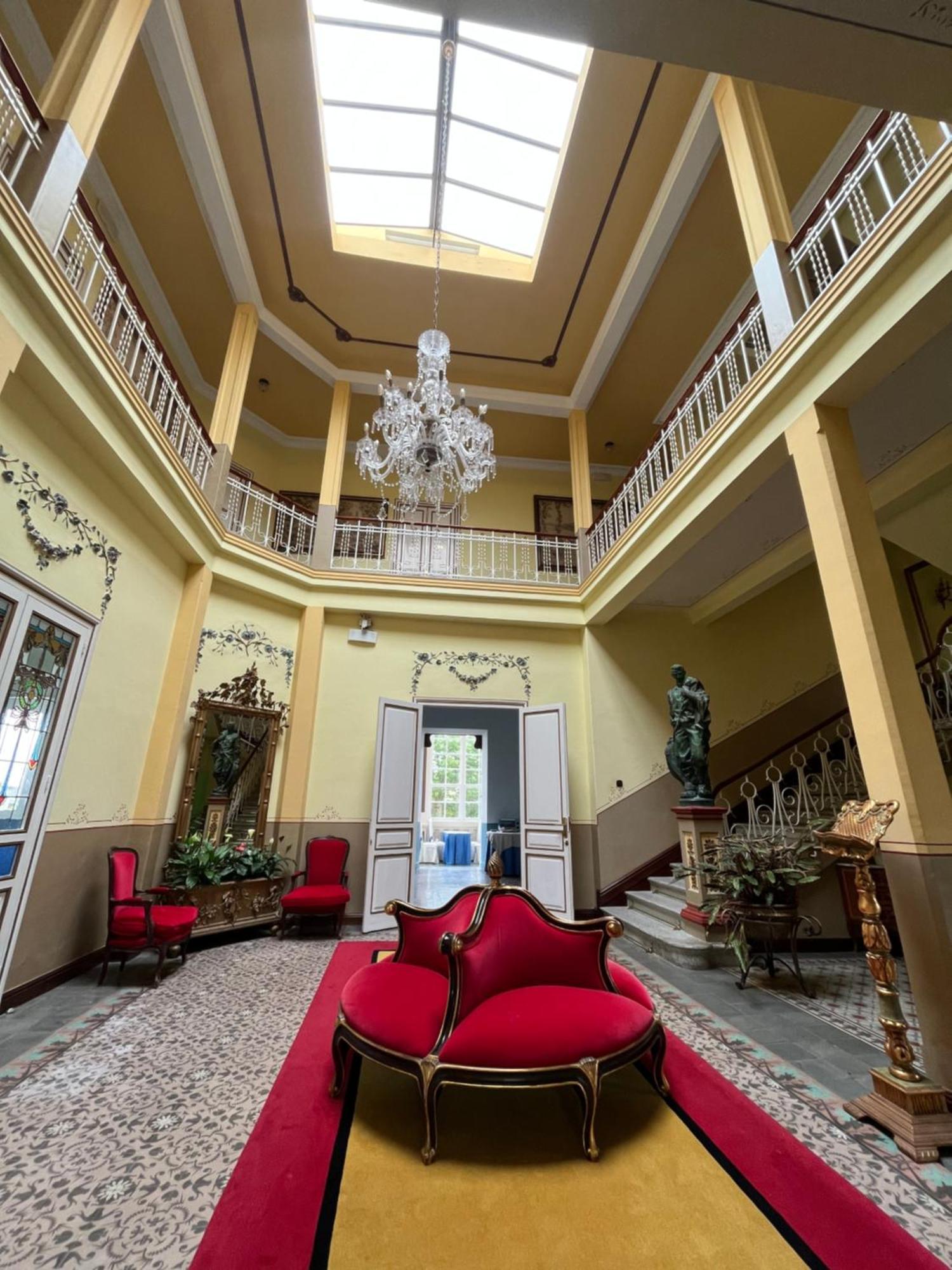 Hotel Palacete Penalba Castropol Exteriör bild